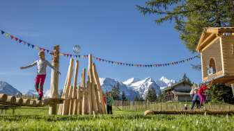 Aire de jeux pour nains Bidmi